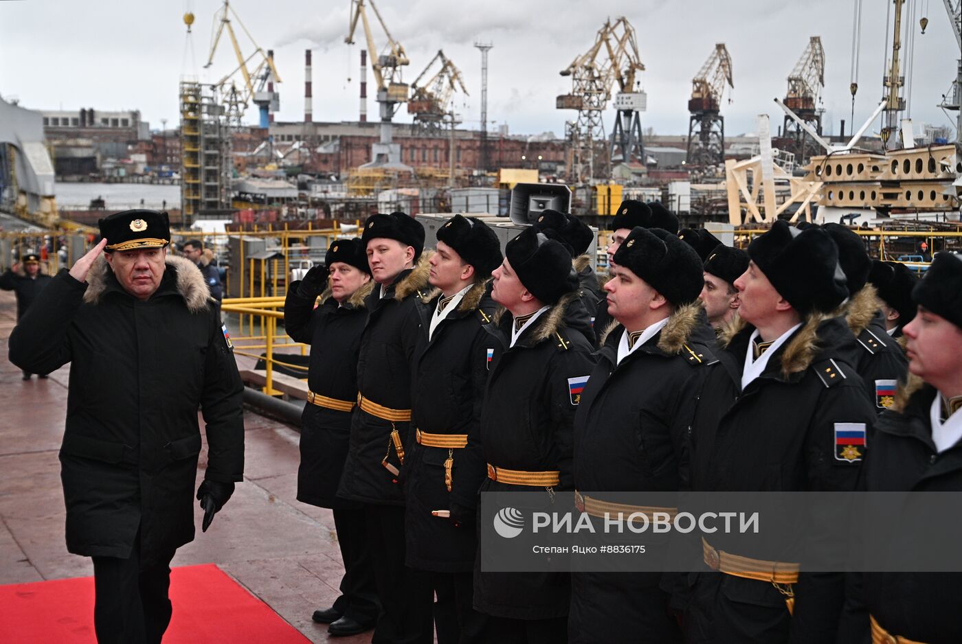 Патрульный корабль ледового класса "Николай Зубов" спустили на воду в Санкт-Петербурге