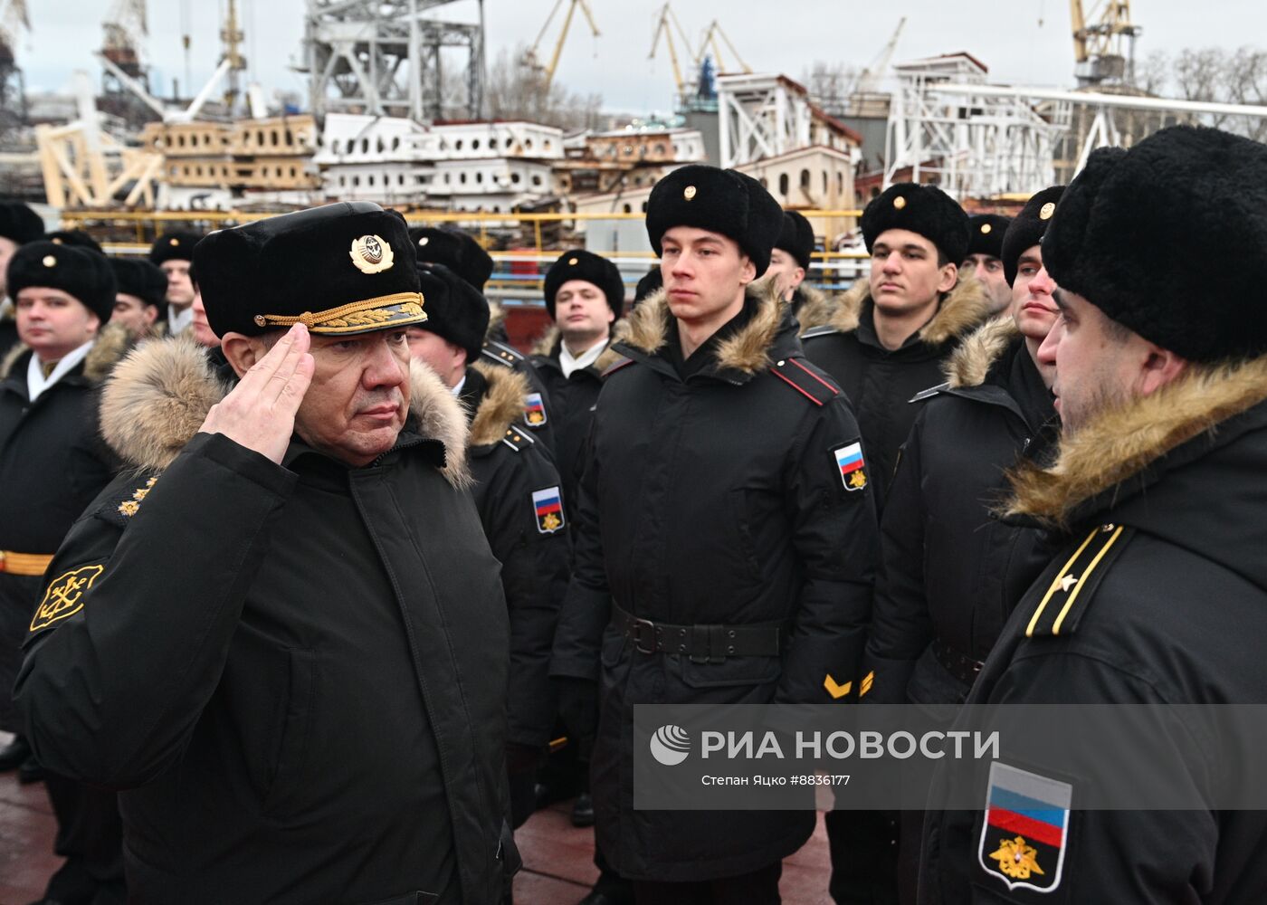 Патрульный корабль ледового класса "Николай Зубов" спустили на воду в Санкт-Петербурге