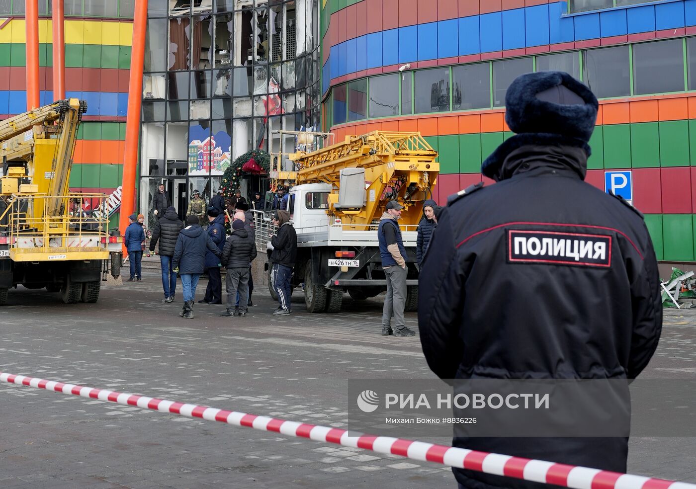 Пожар в торговом центре "Алания Молл" во Владикавказе