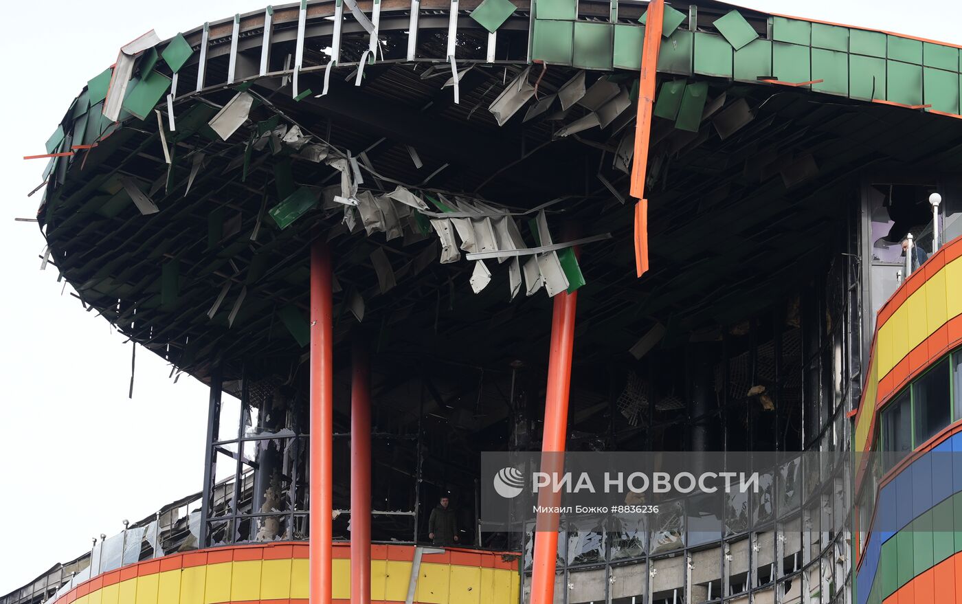 Пожар в торговом центре "Алания Молл" во Владикавказе