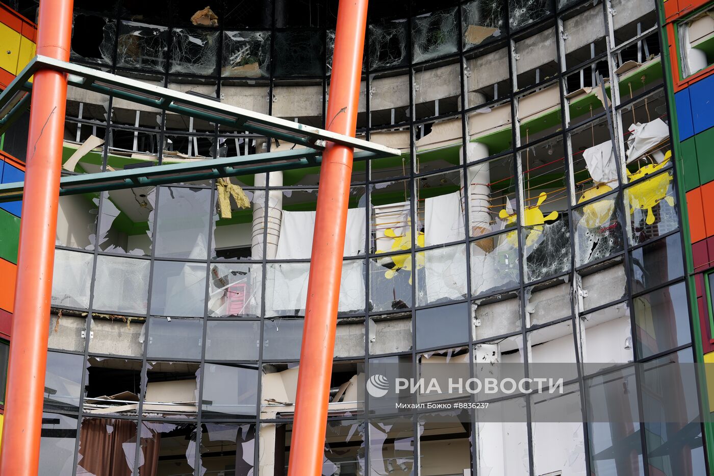 Пожар в торговом центре "Алания Молл" во Владикавказе