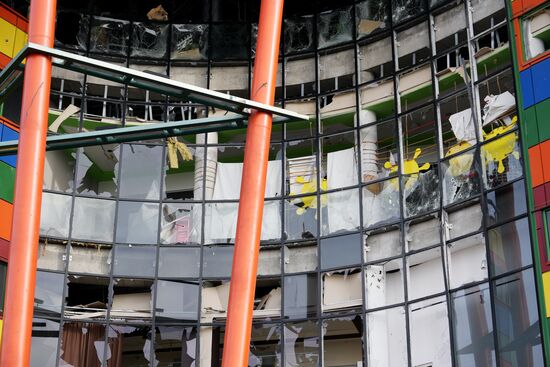 Пожар в торговом центре "Алания Молл" во Владикавказе