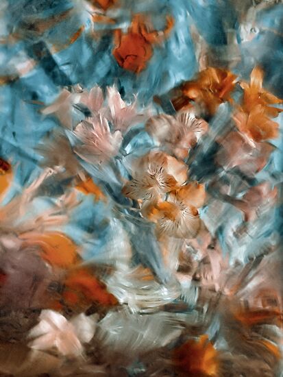 Натюрморт с цветами из авторской серии Владимира Вяткина "Настроение цветов"