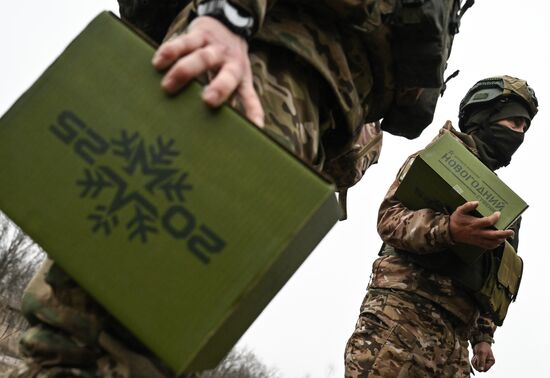 Подготовка военнослужащих группировки "Запад" к Новому году