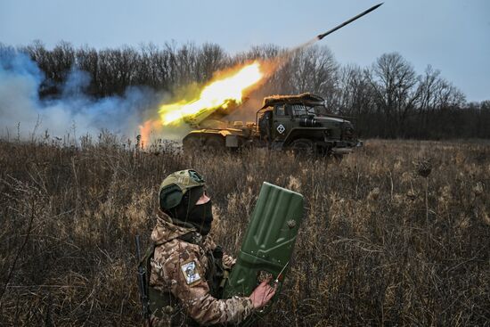 Боевая работа РСЗО "Град" группировки "Запад" на Краснолиманском направлении