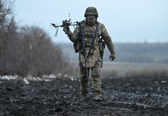 Боевое слаживание штурмовиков и расчетов БПЛА группировки "Запад" на Краснолиманском направлении