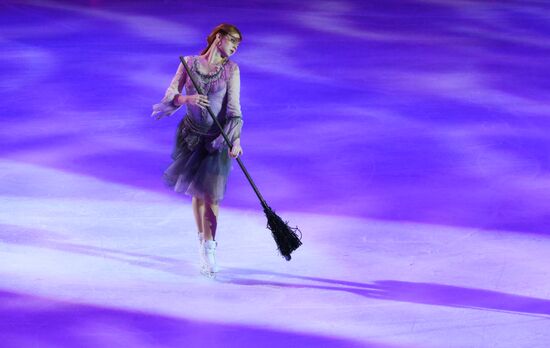 Ледовое шоу "Золушка в королевстве фей"