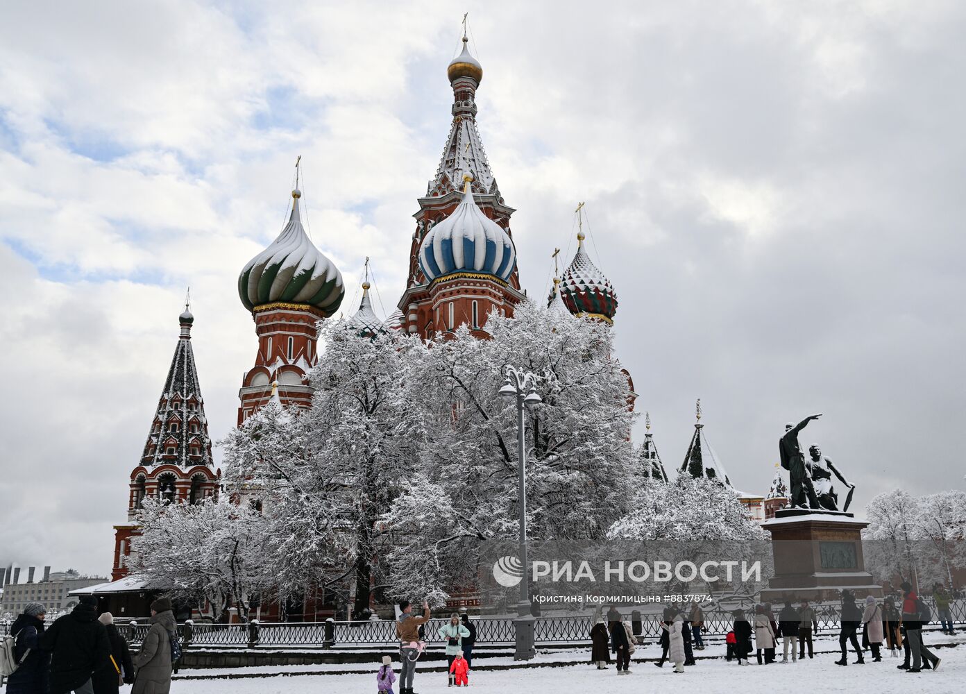 Снег в Москве