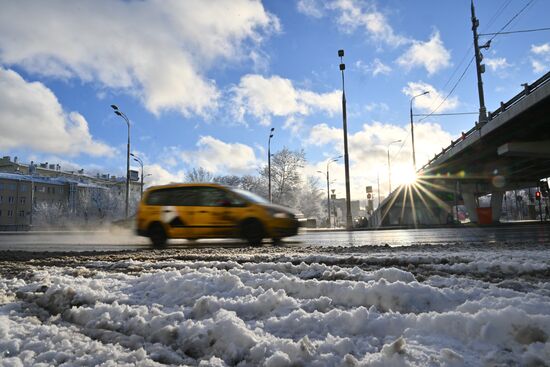 Снег в Москве