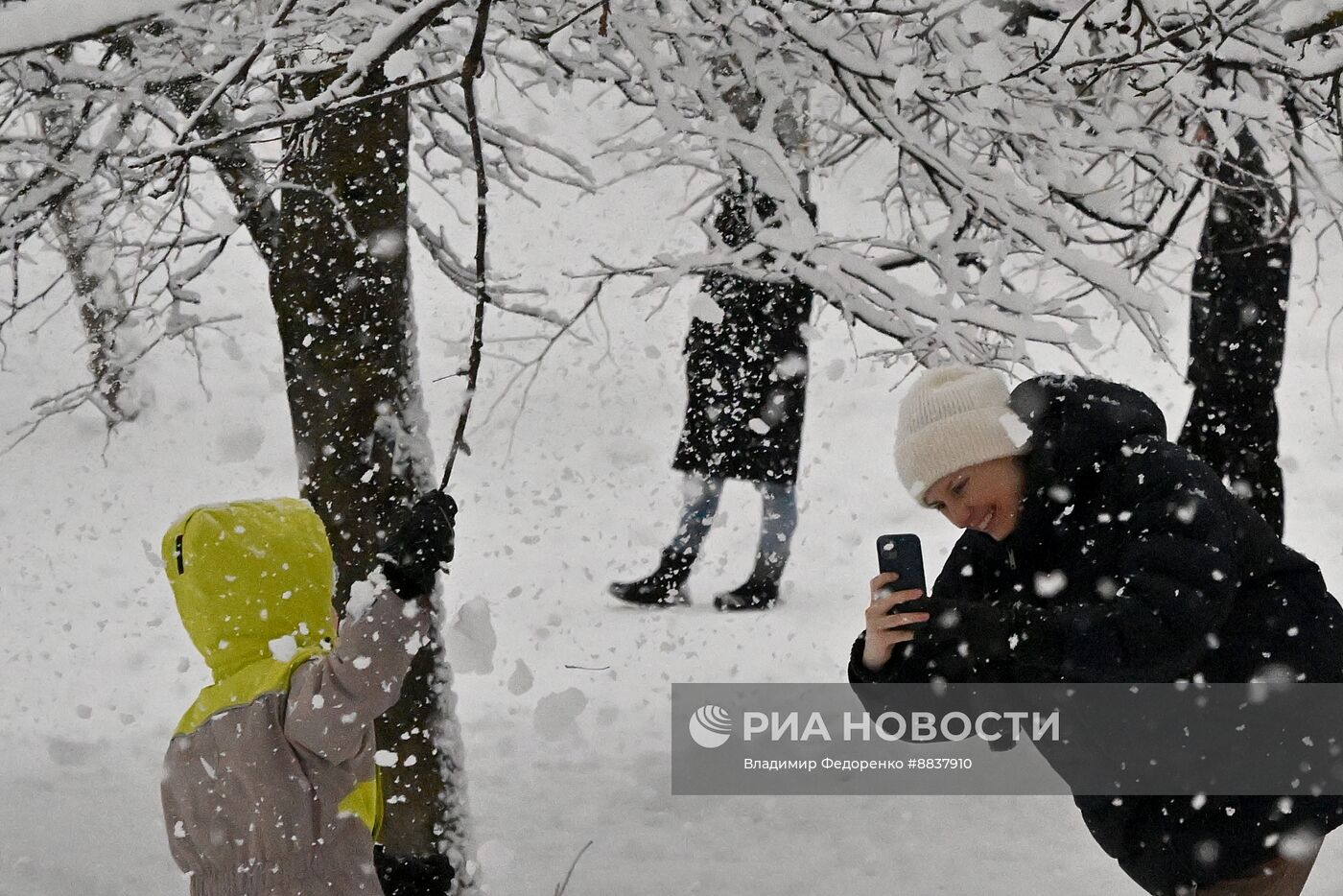 Снег в Москве