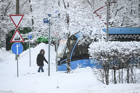 Снег в Москве