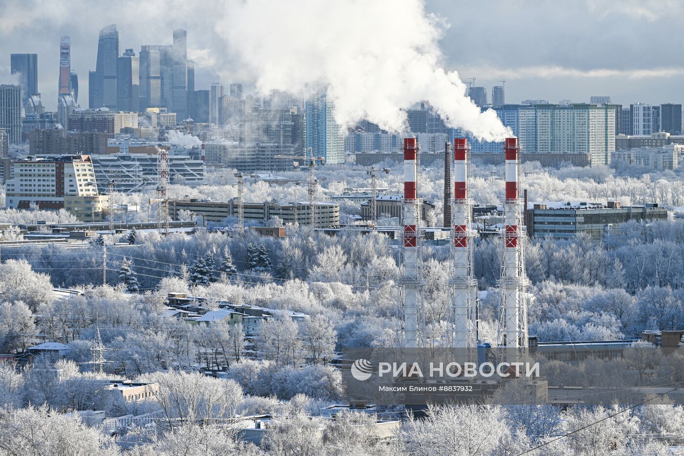 Снег в Москве