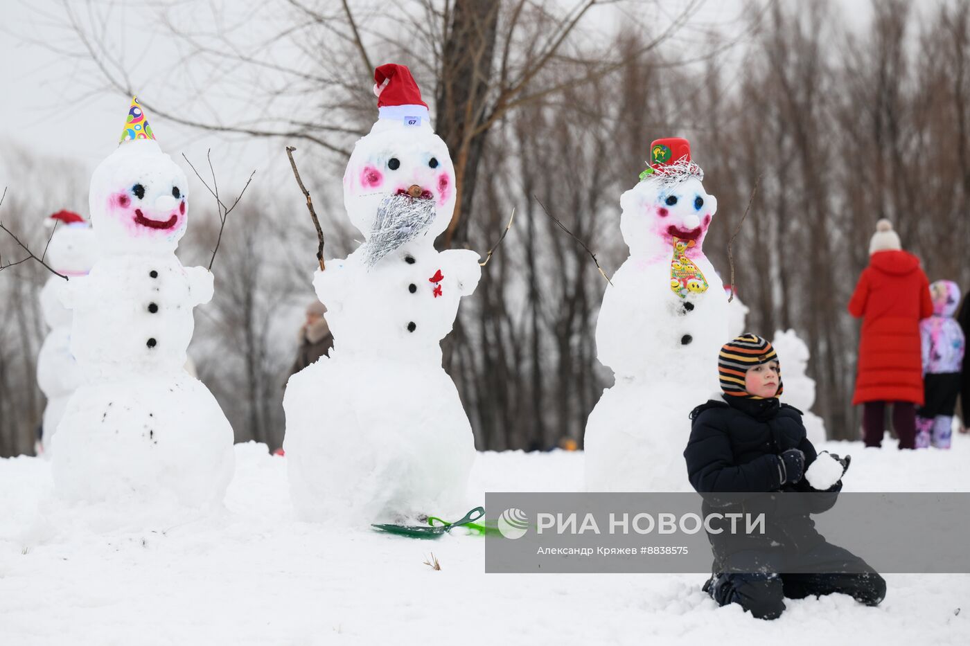 День рождения Снежной бабы в Новосибирске