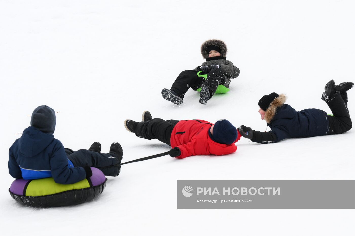 День рождения Снежной бабы в Новосибирске