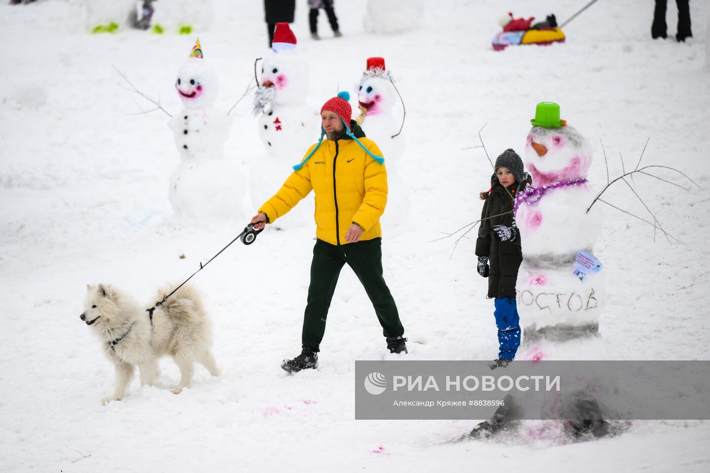 День рождения Снежной бабы в Новосибирске