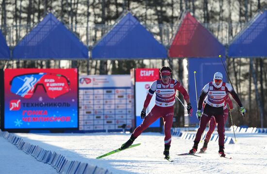 Забег лучших лыжников и биатлонистов "Гонка чемпионов". День первый