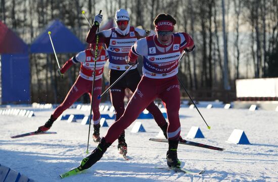 Забег лучших лыжников и биатлонистов "Гонка чемпионов". День первый