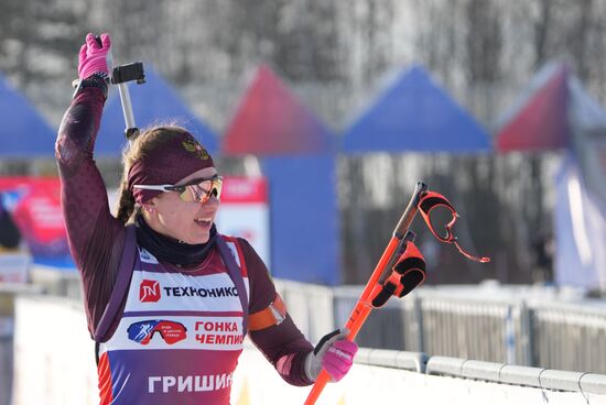 Забег лучших лыжников и биатлонистов "Гонка чемпионов". День первый