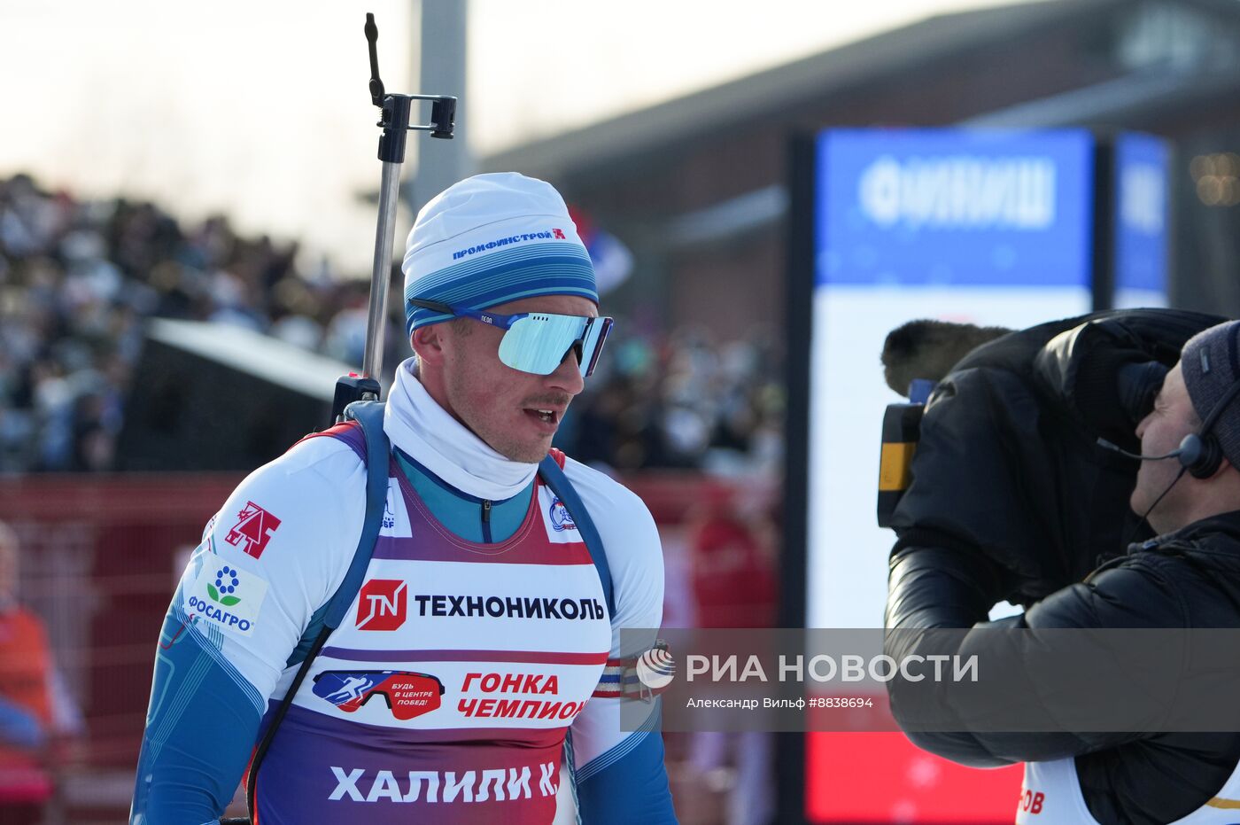 Забег лучших лыжников и биатлонистов "Гонка чемпионов". День первый