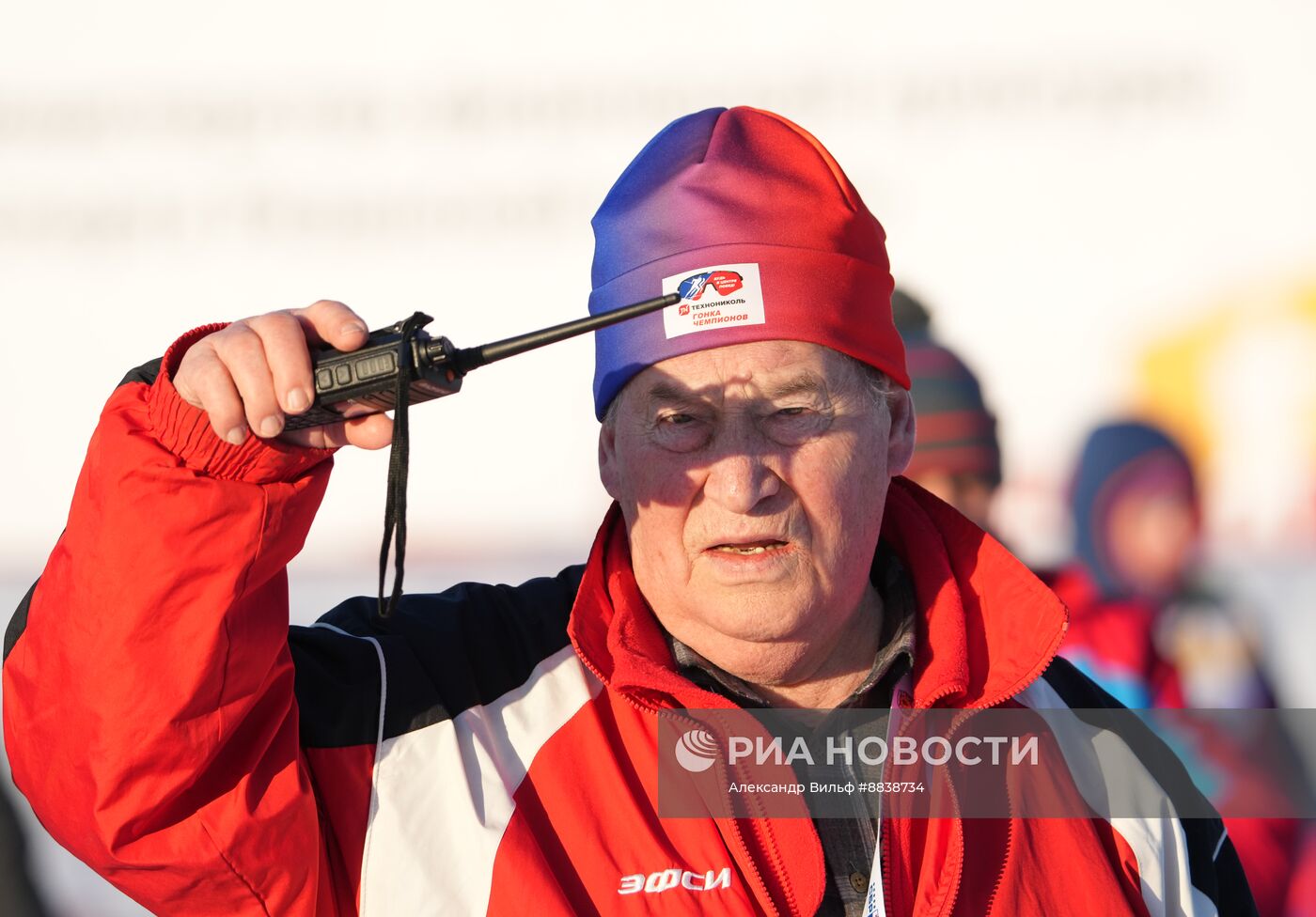 Забег лучших лыжников и биатлонистов "Гонка чемпионов". День первый