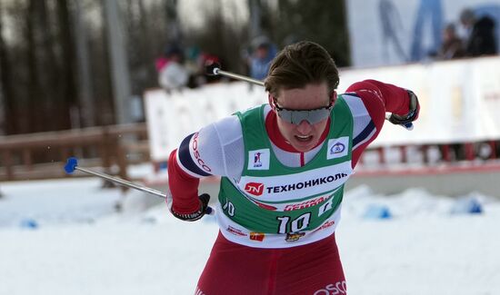 Забег лучших лыжников и биатлонистов "Гонка чемпионов". День второй. Эстафета