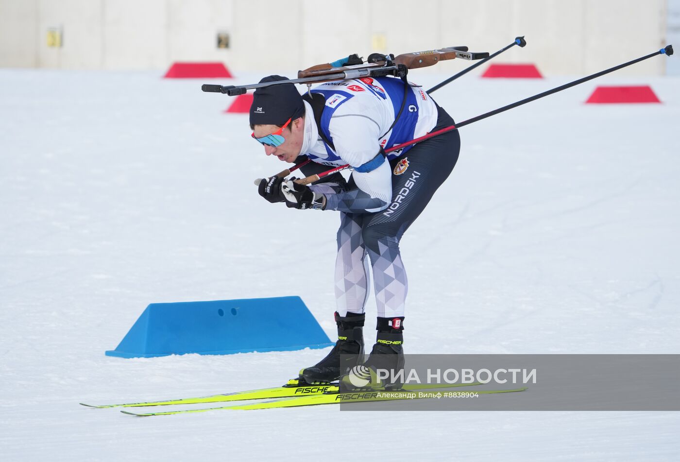 Забег лучших лыжников и биатлонистов "Гонка чемпионов". День второй. Эстафета