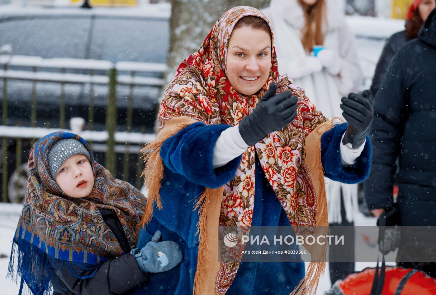 Празднование Рождества староверческой общиной в Ленинградской области