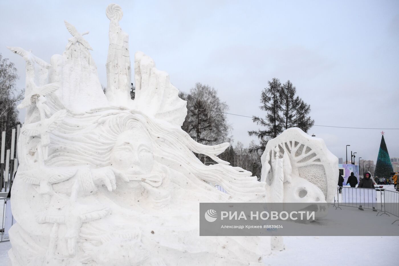 Сибирский конкурс снежной скульптуры