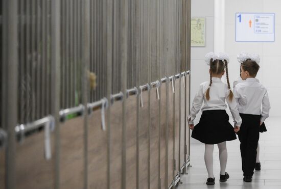 Открытие новой школы в Новосибирске