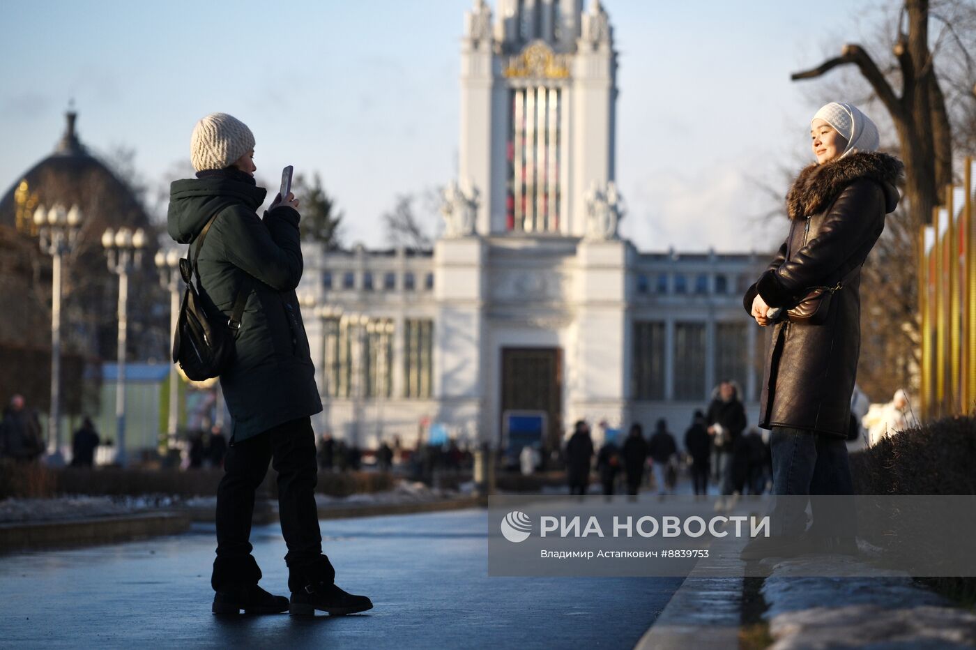 Теплая погода в Москве