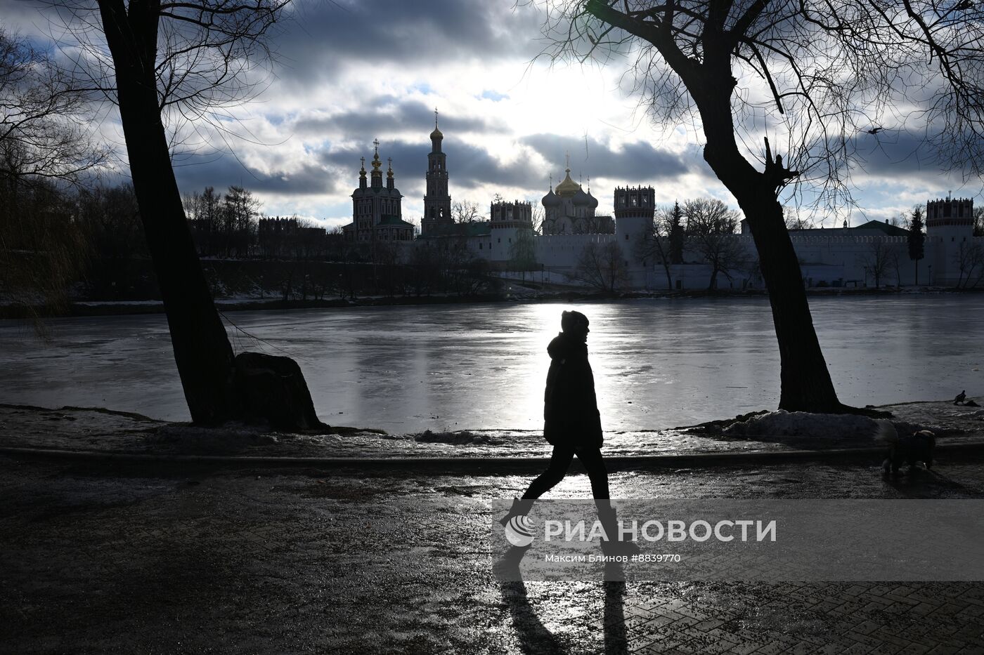 Теплая погода в Москве