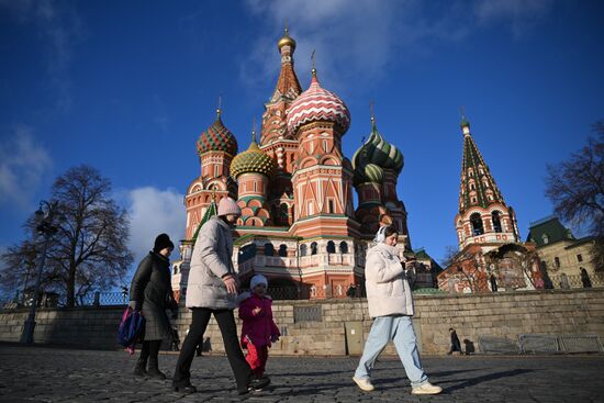 Теплая погода в Москве