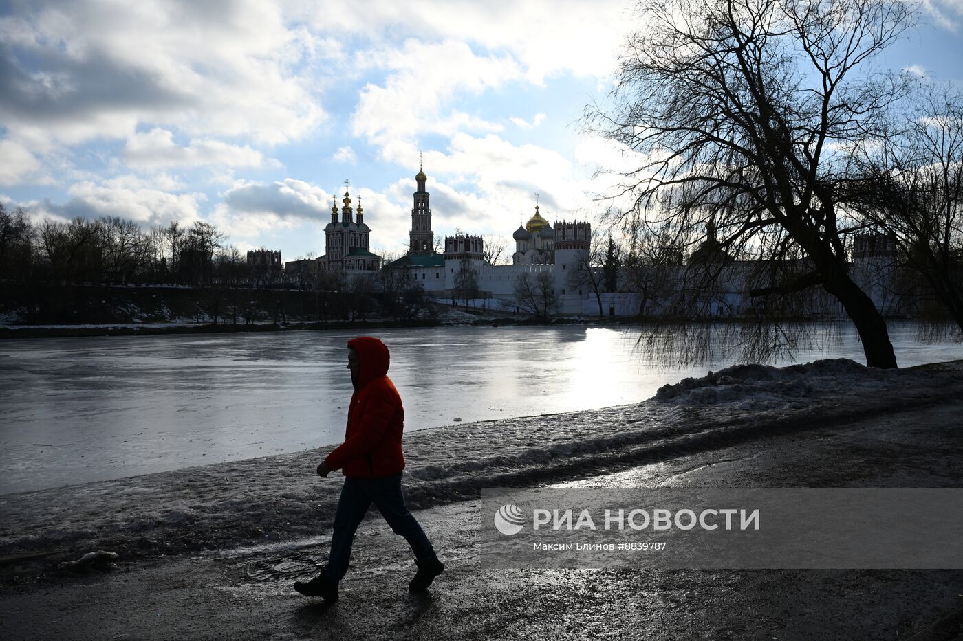 Теплая погода в Москве