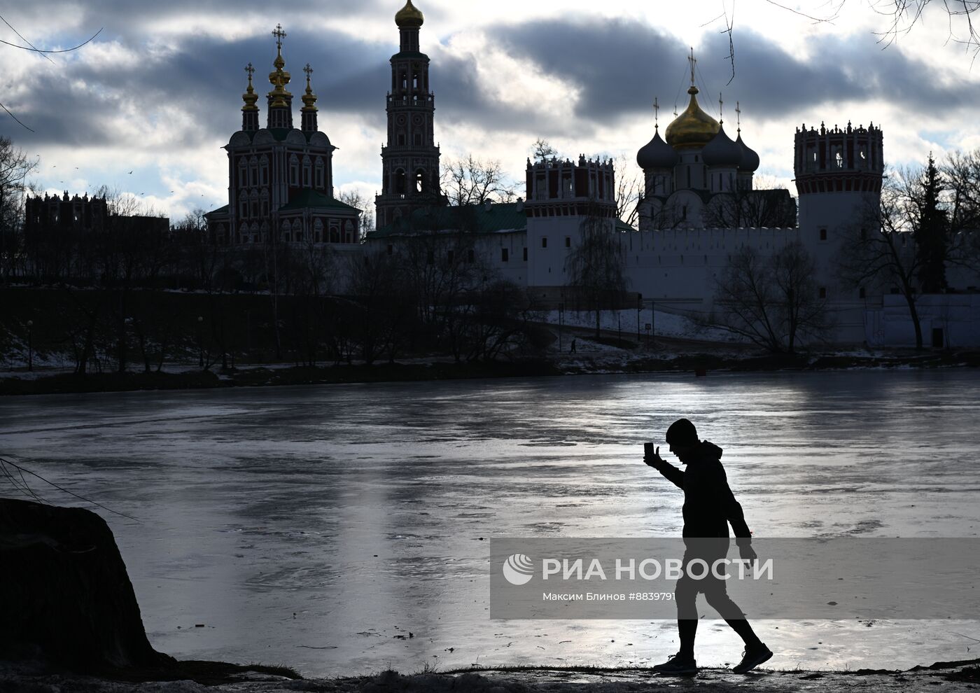 Теплая погода в Москве