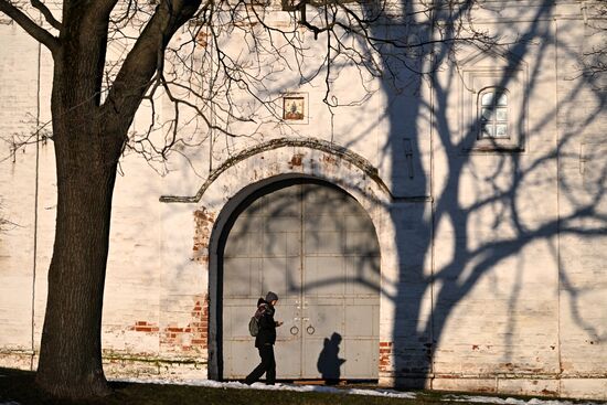 Теплая погода в Москве