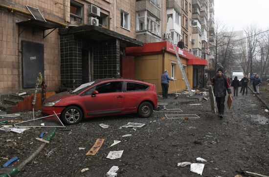 ВСУ нанесли ракетный удар по супермаркету в Донецке 