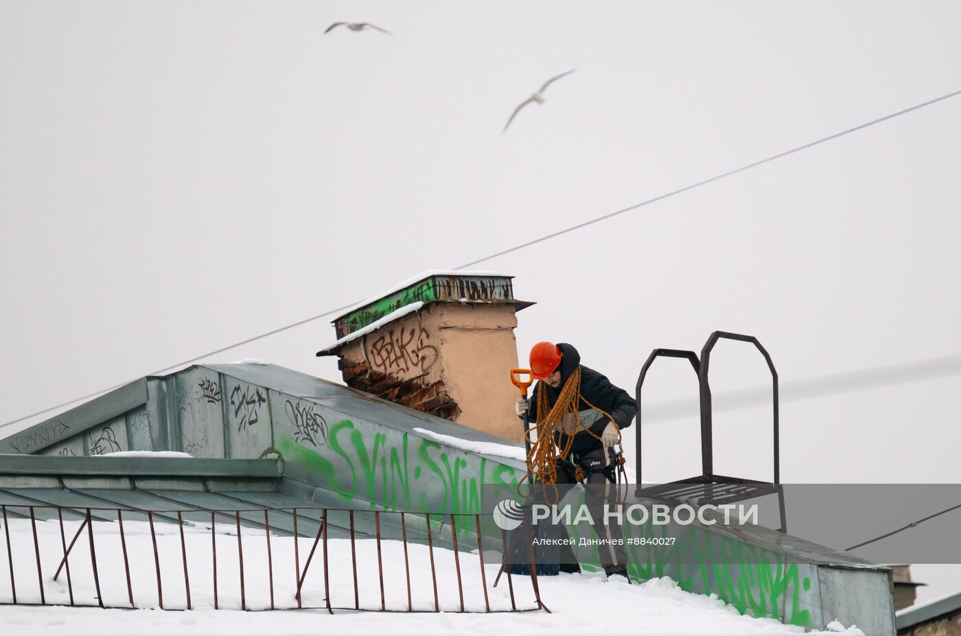 Уборка снега в Санкт-Петербурге