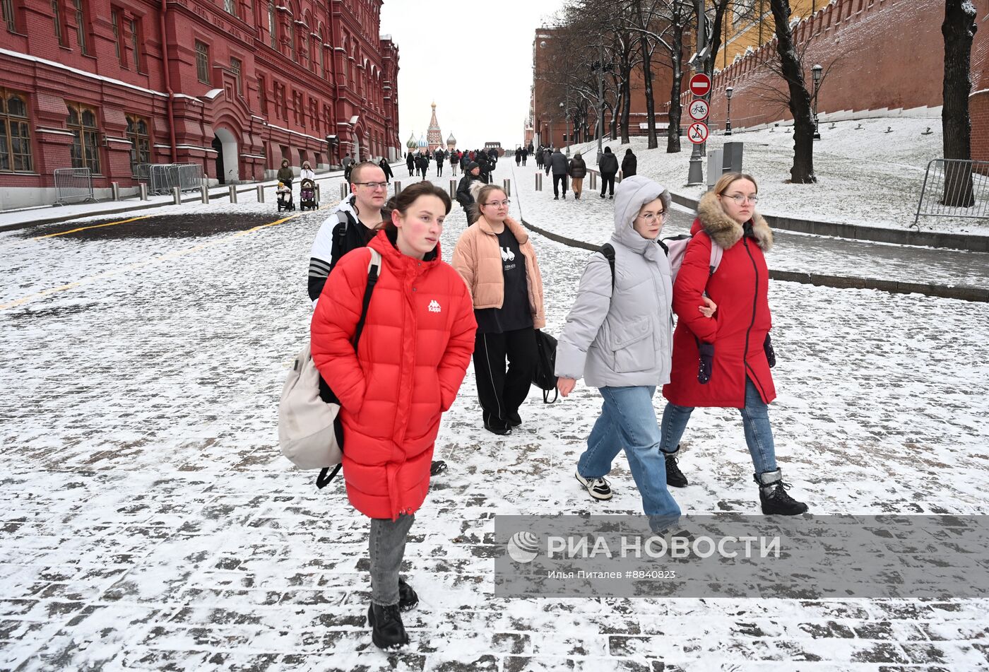 Снег в Москве