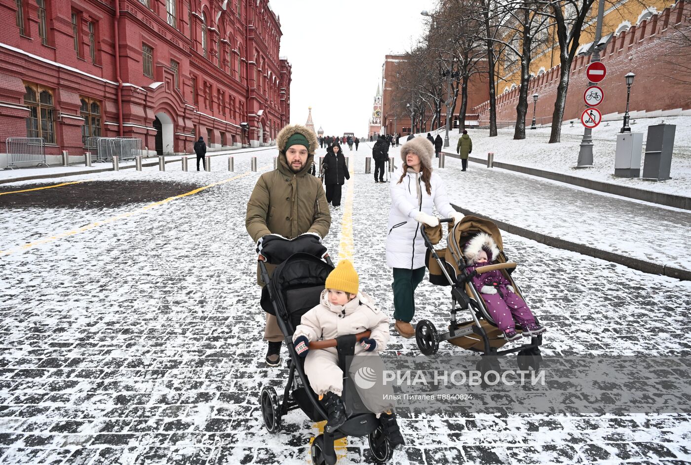 Снег в Москве