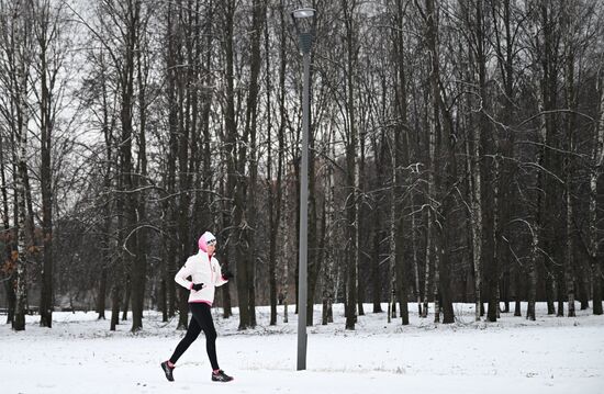 Снег в Москве