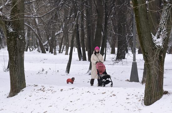 Снег в Москве