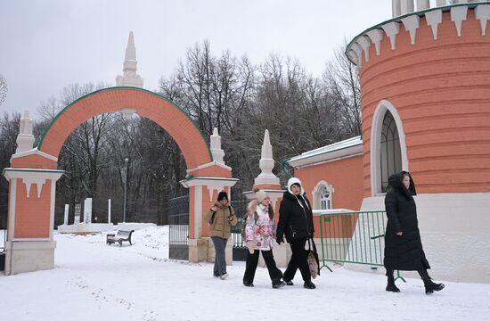 Снег в Москве