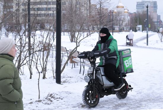 Снег в Москве