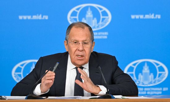 Пресс-конференция главы МИД РФ С. Лаврова