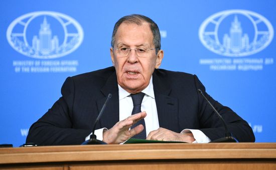 Пресс-конференция главы МИД РФ С. Лаврова