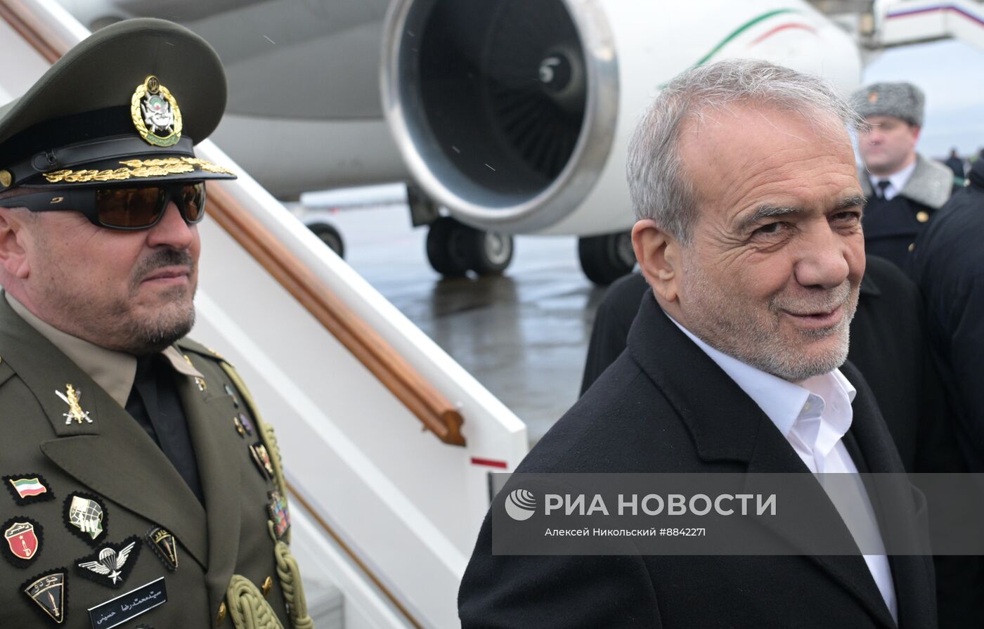 Прилет президента Ирана М. Пезешкиана в Москву