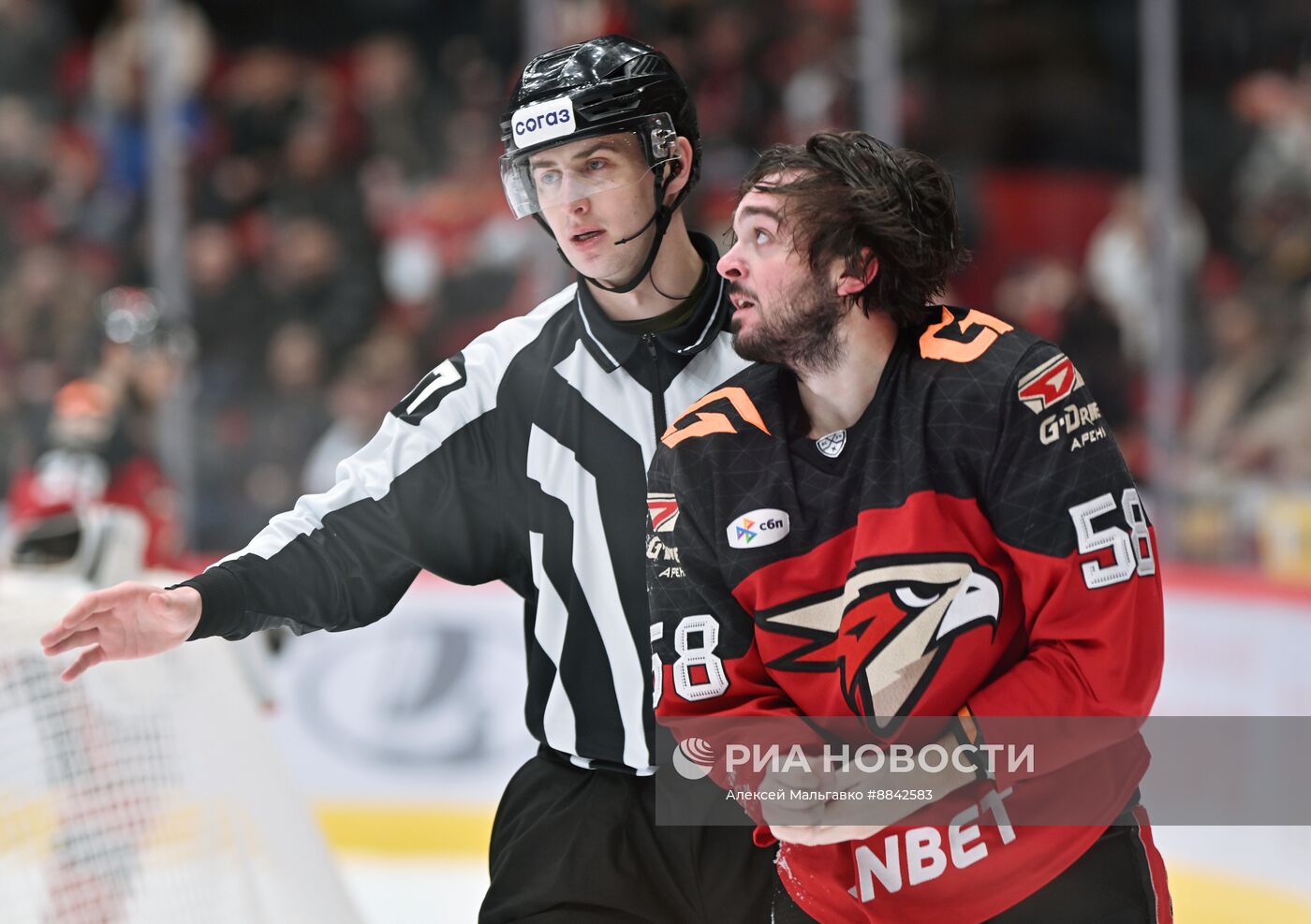 Хоккей. КХЛ. Матч "Авангард" - ЦСКА