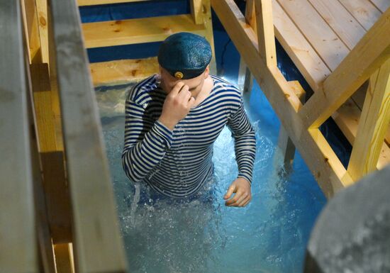 Празднование Крещения в России