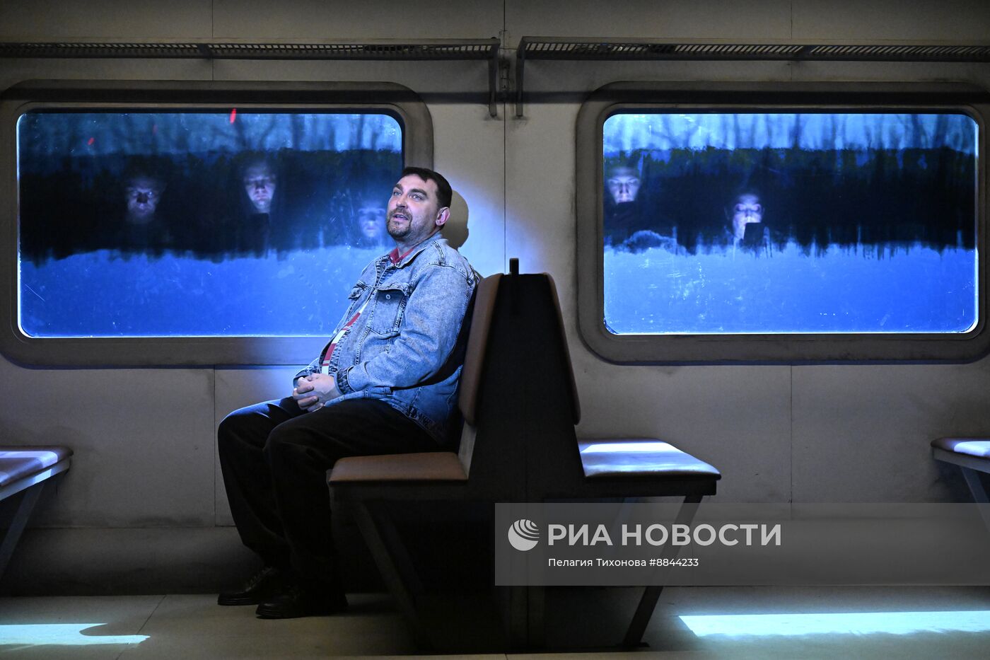 Спектакль "Пустые поезда" в РАМТ