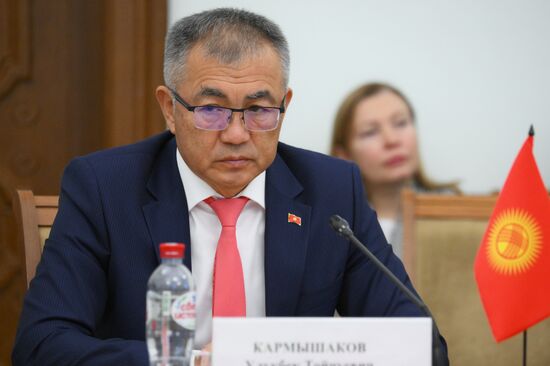 Заседание Комиссии по экономическим вопросам при Экономическом совете СНГ